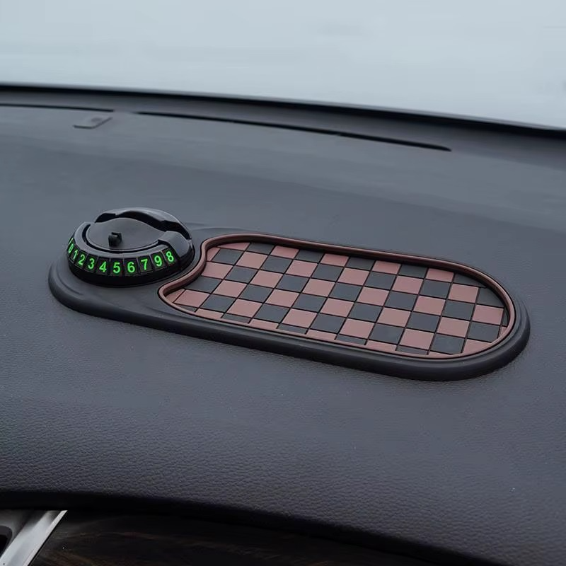 🚗 Tapete antiderrapante multifuncional para carro